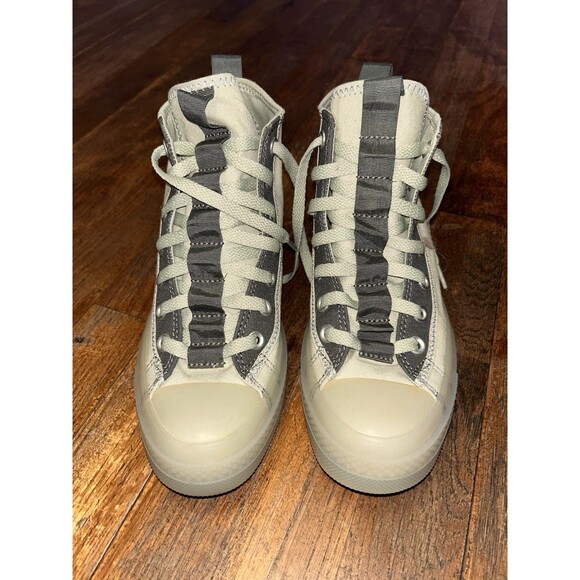 CONVERSE Chuck Taylor All Star CX Explore High Top Women's Athletic Shoes 6.5 - Picture 2 of 6